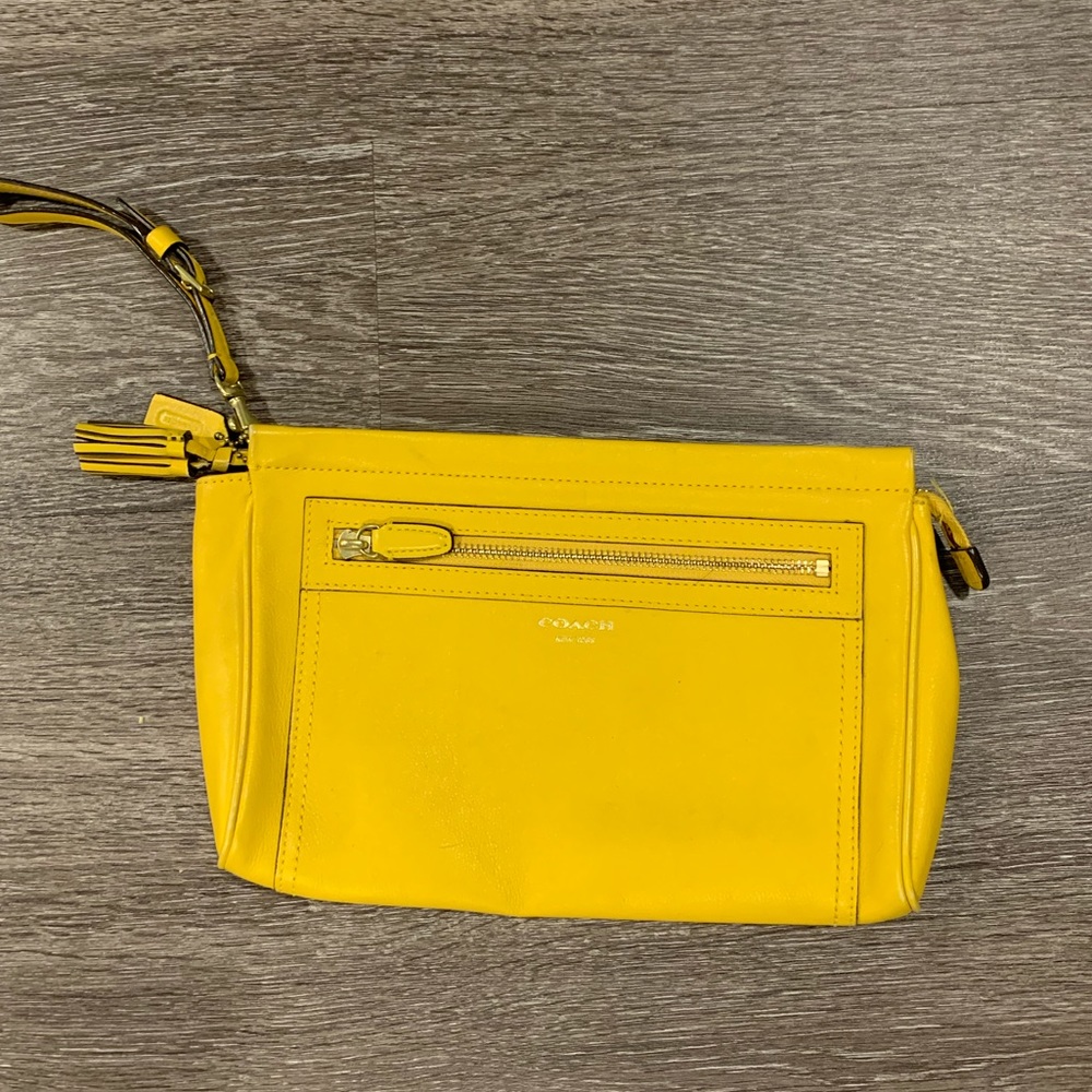Yellow Coach Clutch